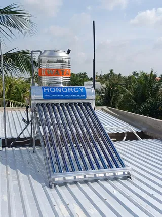 Máy nước nóng năng lượng mặt trời HONORCY 180 lít I304