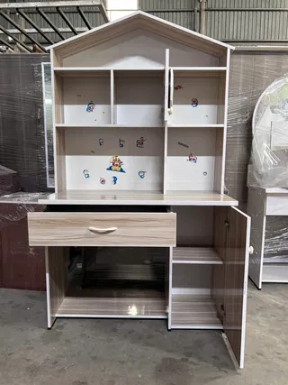 Bàn học sinh 1M2 mái nhà ChinHuei
