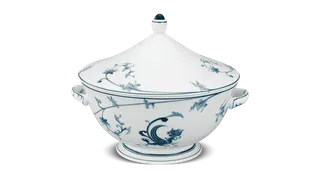 Thố sứ Minh Long 22 cm + nắp - Hoàng Cung - Lạc Hồng