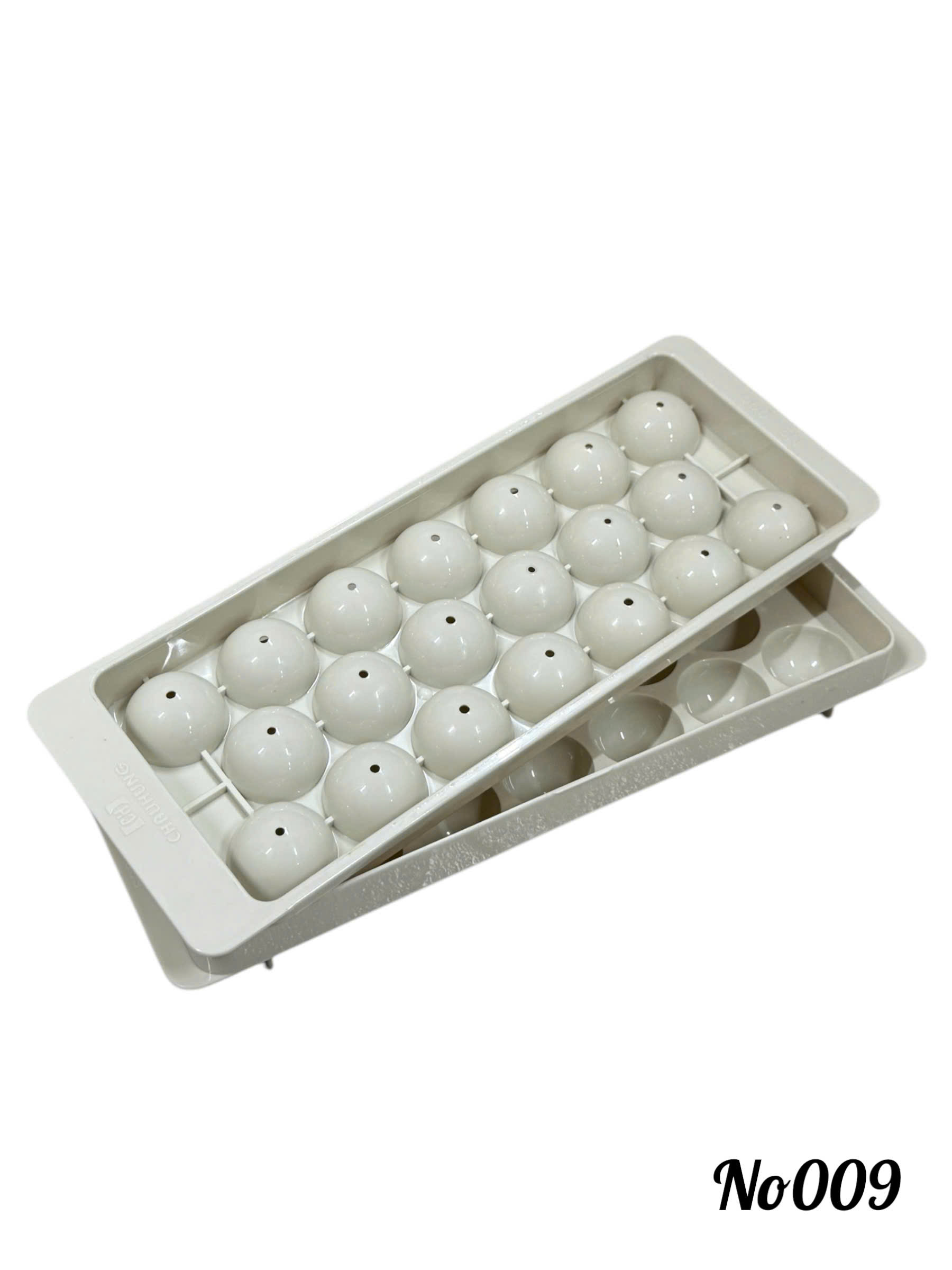 Khay đá bi nhựa Châu Hưng 20 viên 009