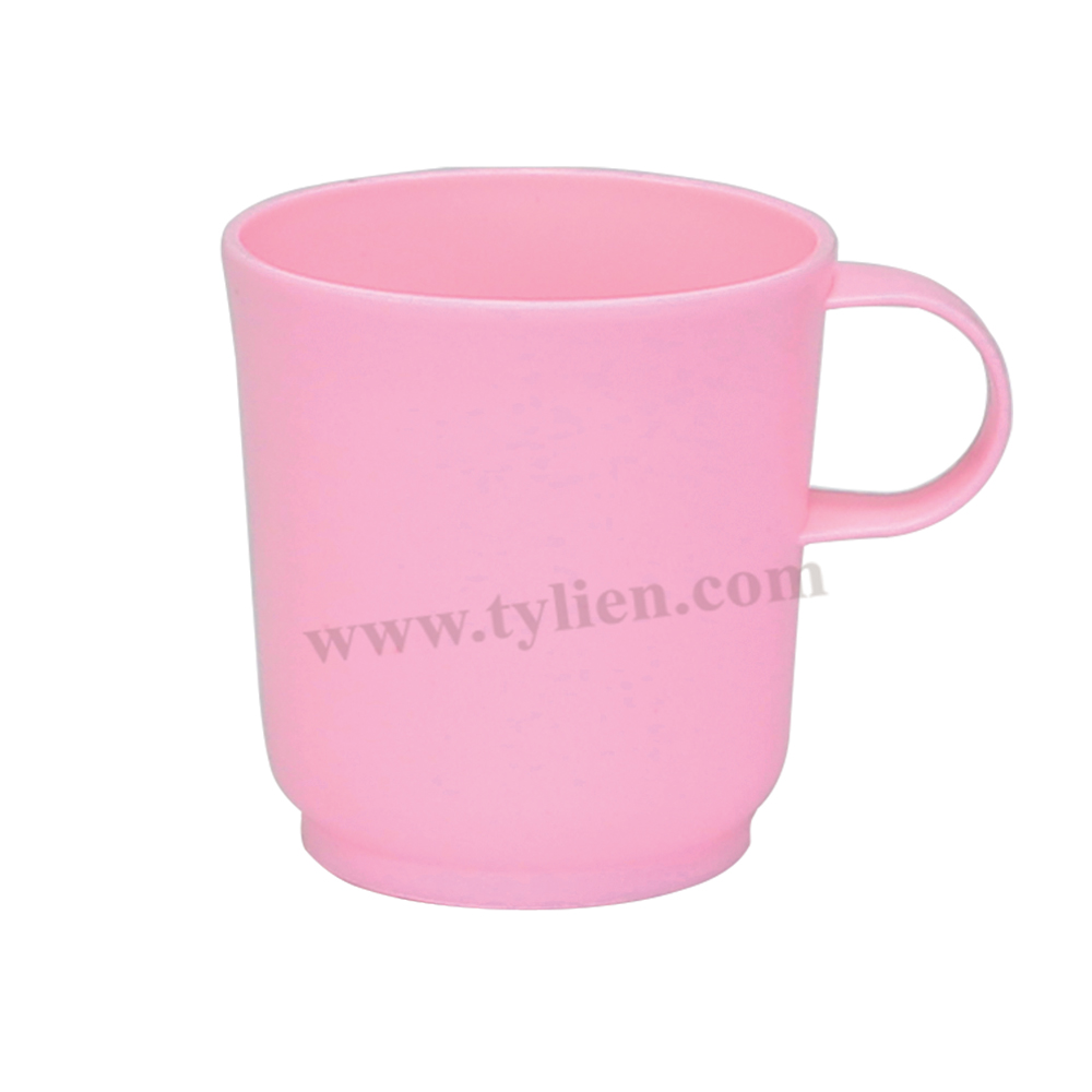 Ly Hasu nhựa Tý Liên No.0556